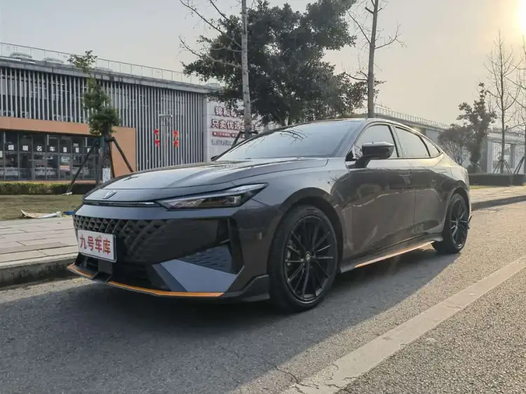 Changan UNI-V 2024 1.5T Premium Sport Version