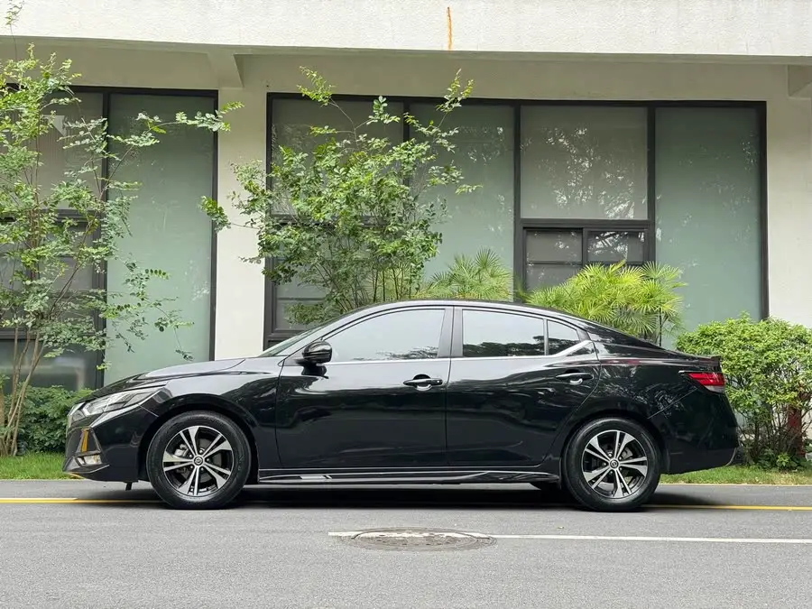 نيسان سيلفي 2020 1.6L XL CVT إصدار ذكي