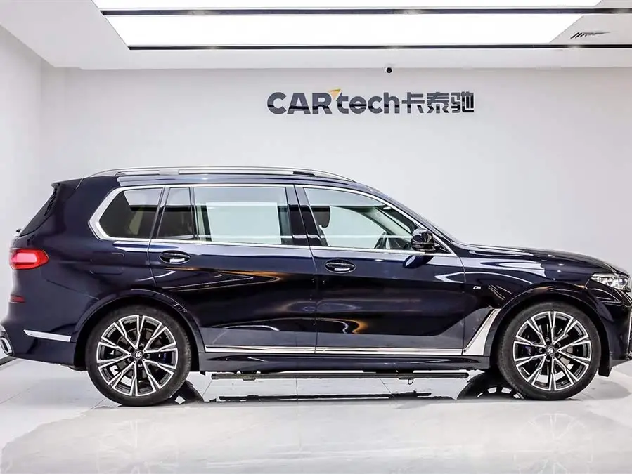 BMW X7 2020 xDrive40i Executive M Sport Package