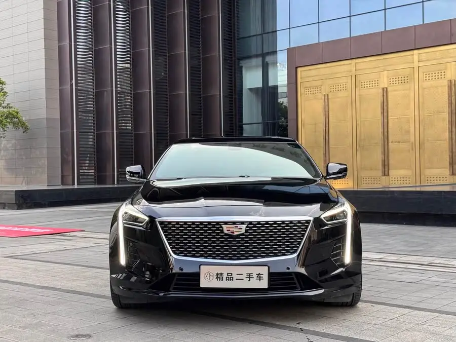كاديلاك CT6 2021 28T النسخة الأنيقة