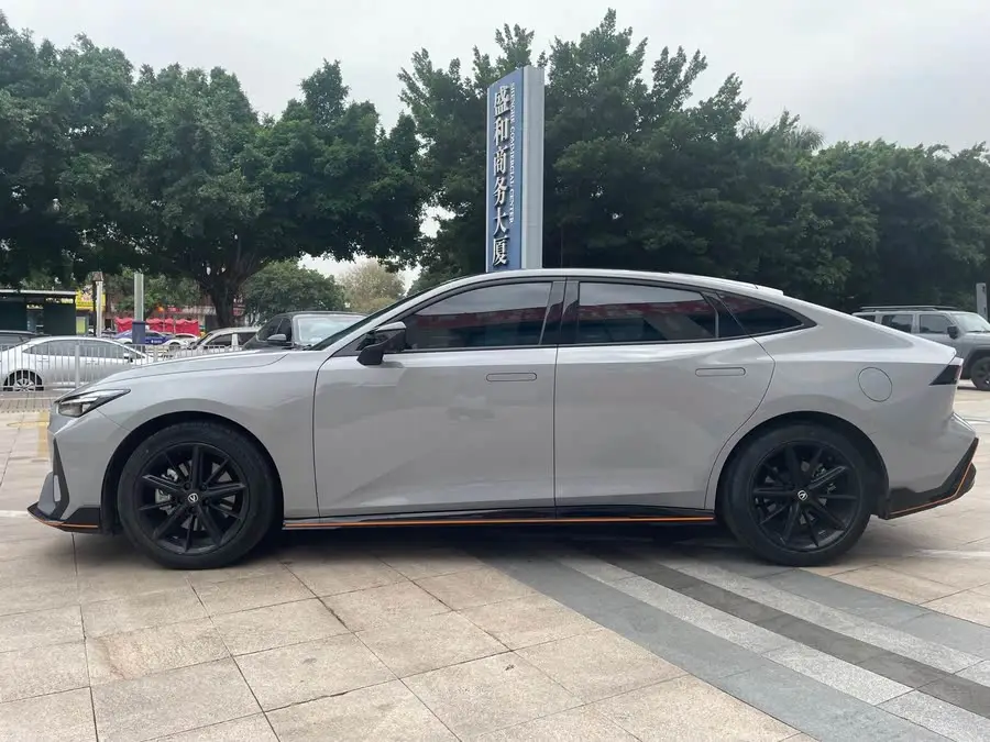 Changan UNI-V 2022 2.0T Speed Version