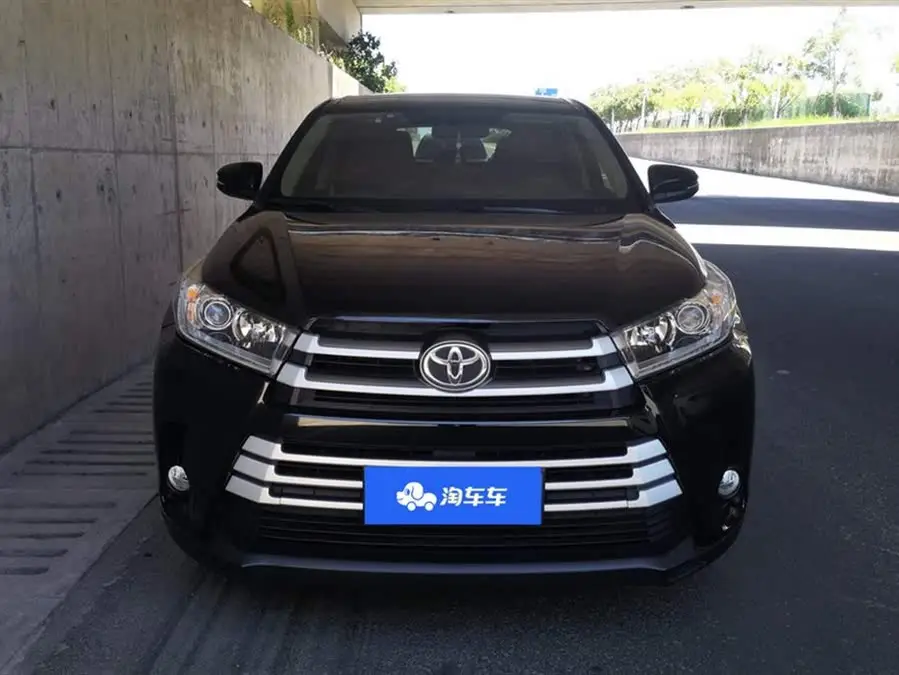 هاي لاندر 2018 2.0T النسخة الفاخرة ذات الدفع الرباعي 7 مقاعد المواصفات الوطنية السادسة