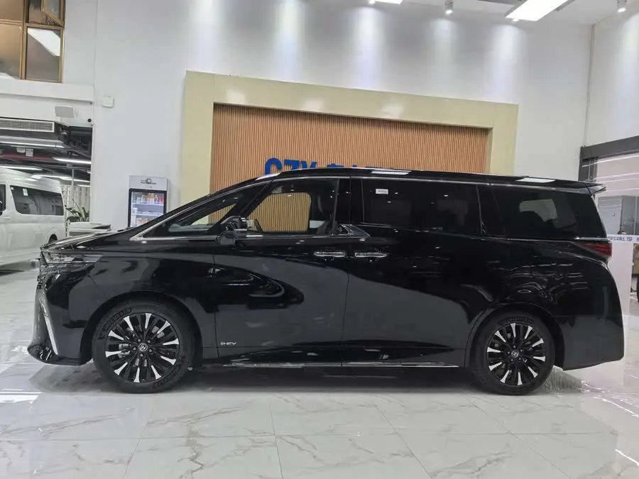 ألفارد 2024 نسخة دوال إينجن 2.5 لتر بريميوم