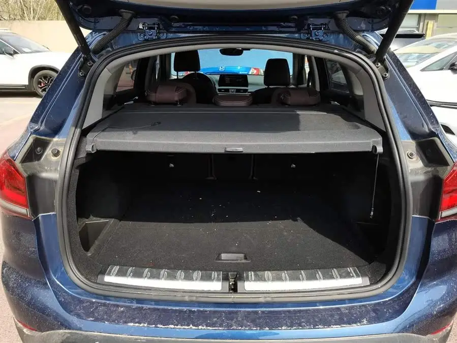 BMW X1 2022 sDrive25Li Leading Edition