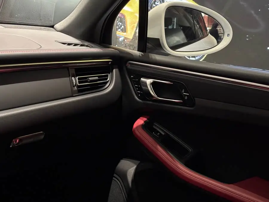 2021 Macan Macan 2.0T