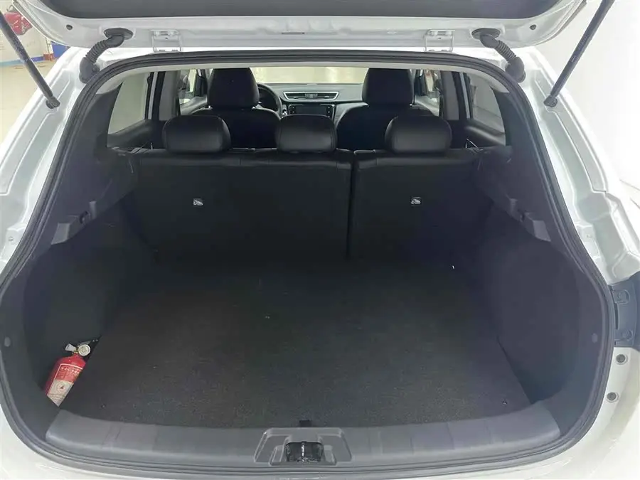 2023 Nissan Qashqai Classic 2.0L CVT XV Premium