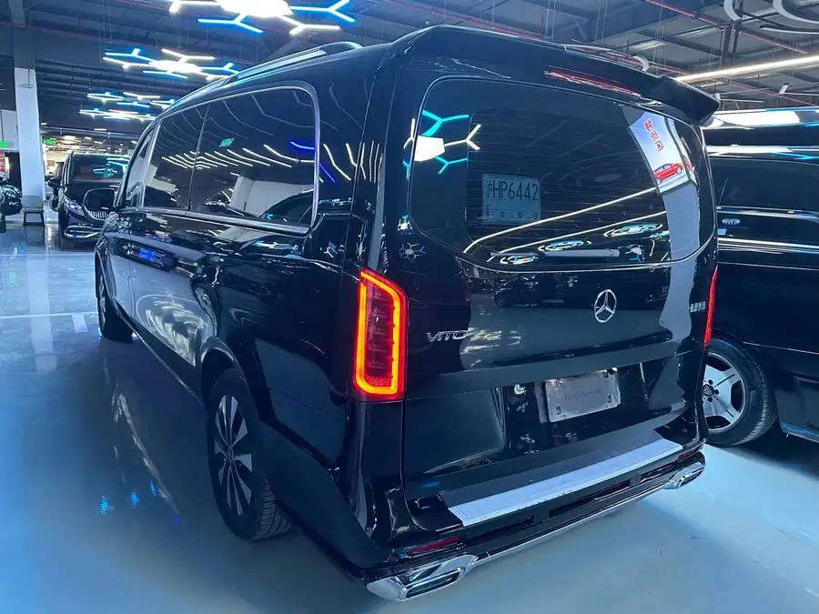 فيتو 2023 2.0T النسخة النخبوية 7 مقاعد