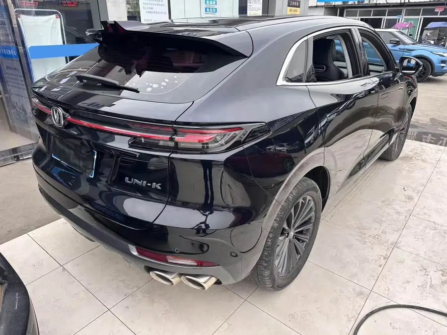 شانجان UNI-K 2021 2.0T نموذج التميز