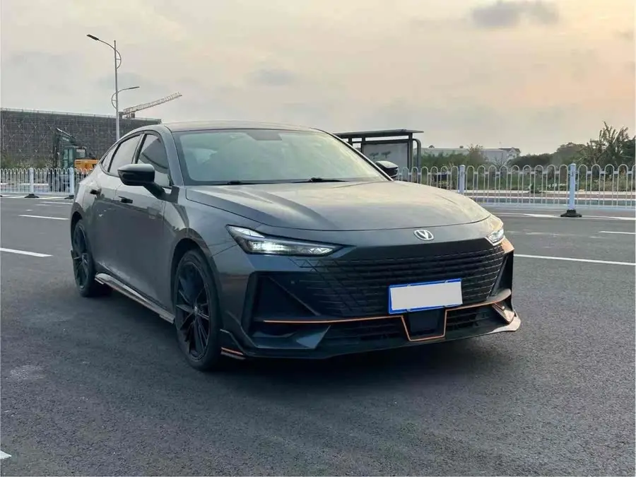 Changan UNI-V 2022 1.5T Sports Version