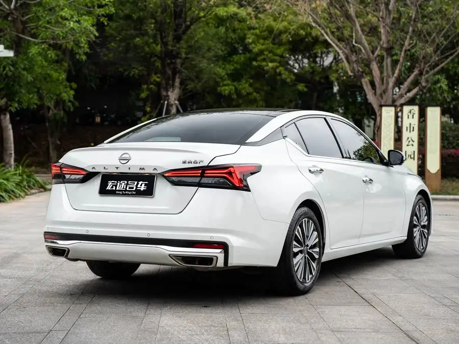 تينلاي 2022 2.0 لتر XL-Upr النسخة الممتازة