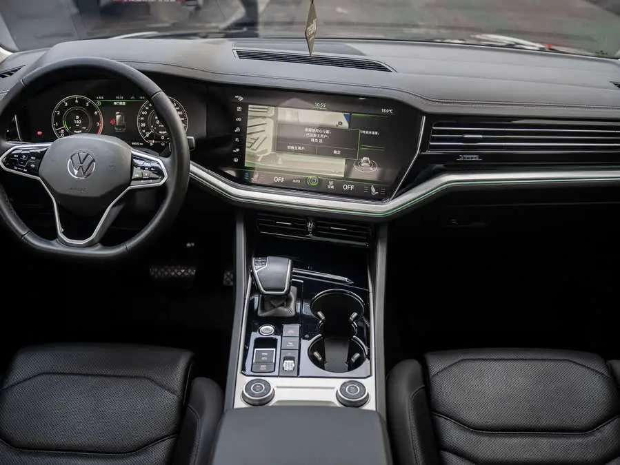 Touareg 2022 3.0 TSI R-Line Edition Black Sport Package