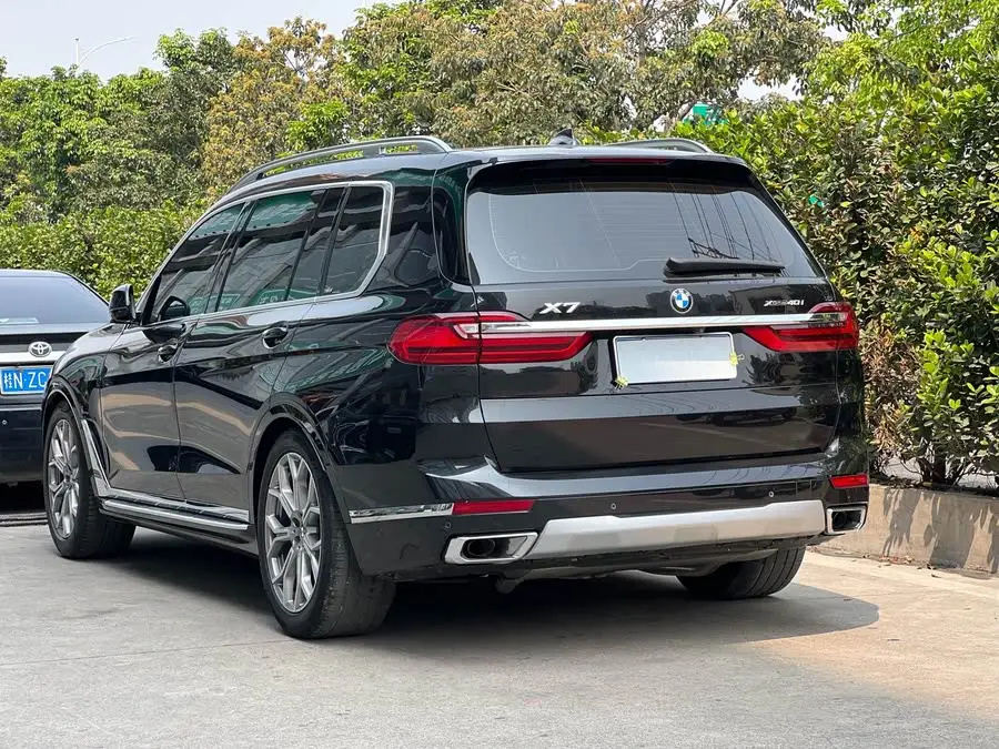 BMW X7 2020 xDrive40i Luxury Package