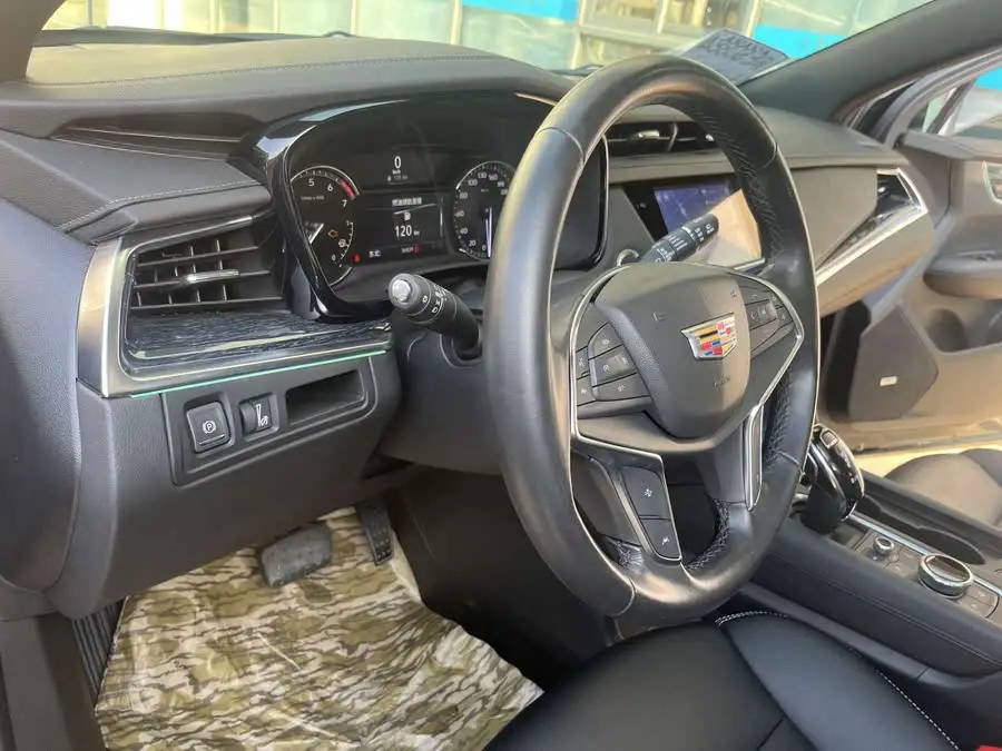 Cadillac XT5 2023 2.0T Two-Wheel Drive Fashion Edition