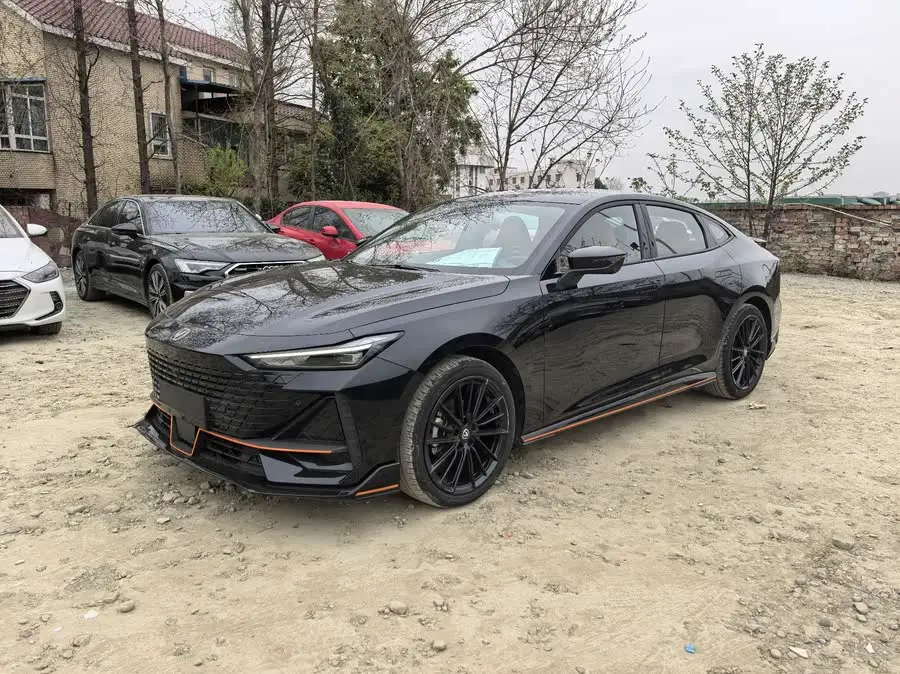 Changan UNI-V 2023 1.5T Sport Version