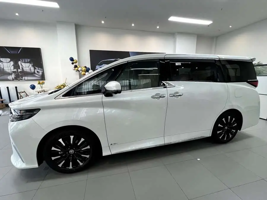 ألفارد 2024 الهجين 2.5 لتر النسخة المتميزة