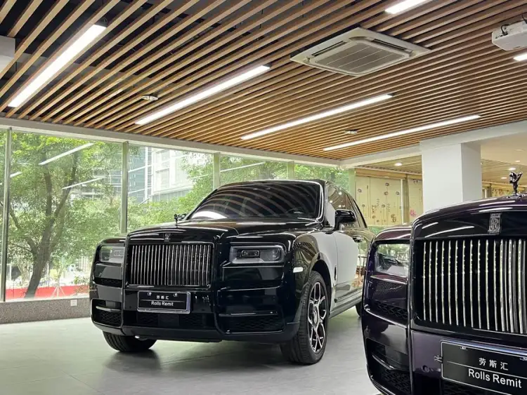 Cullinan 2020 Black Badge