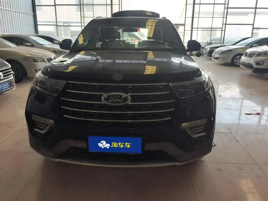 مستكشف 2020 إيكوبوست 285 نسخة الدفع الرباعي العصرية 6 مقاعد