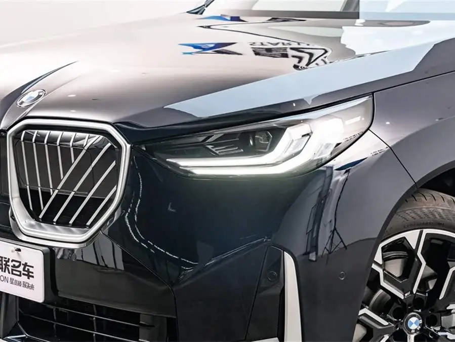 بي إم دبليو X3 2025 xDrive30L الطراز الرائد مجموعة M الرياضية