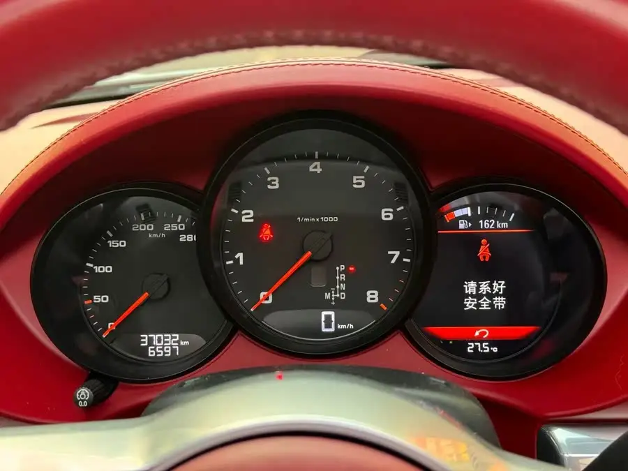 Porsche 718 2022 Boxster 2.0T