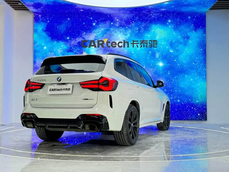 2022 بي إم دبليو X3 xDrive30i الفاخرة حزمة M سوداء