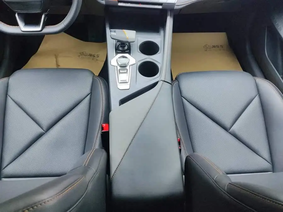 Changan UNI-V 2022 1.5T Premium