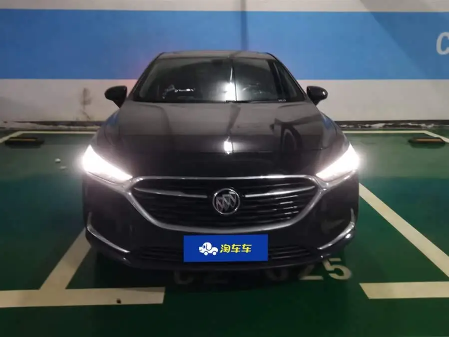 بويك لاكروس 2022 652T فاخرة