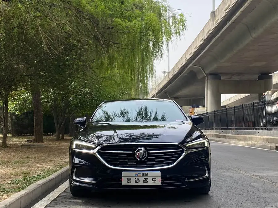 Buick LaCrosse 2021 652T Luxury