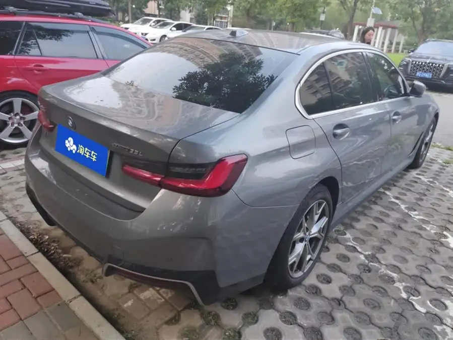 بي إم دبليو i3 2022 eDrive 35 L