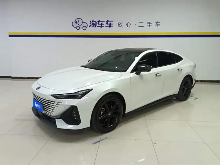 Changan UNI-V 2022 1.5T Deluxe