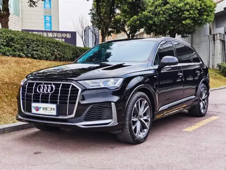 Audi Q7 2022 55 TFSI quattro S line Sport