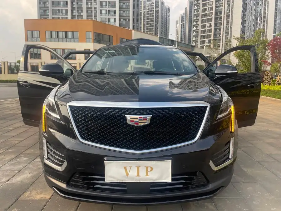 Cadillac XT5 2023 2.0T AWD Premium (Platinum Edition)