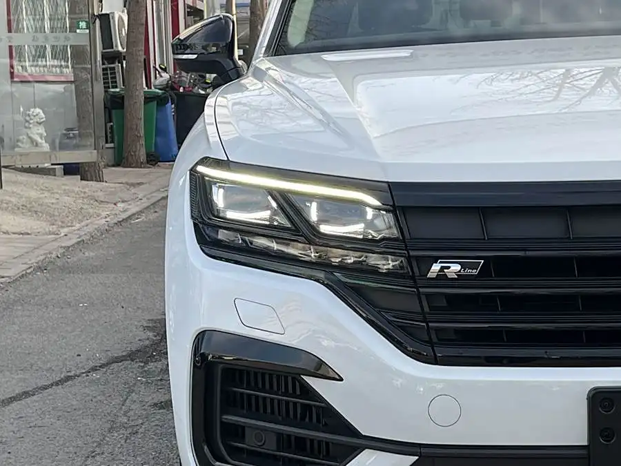 Touareg 2021 3.0 TSI R-Line Black Sport Package