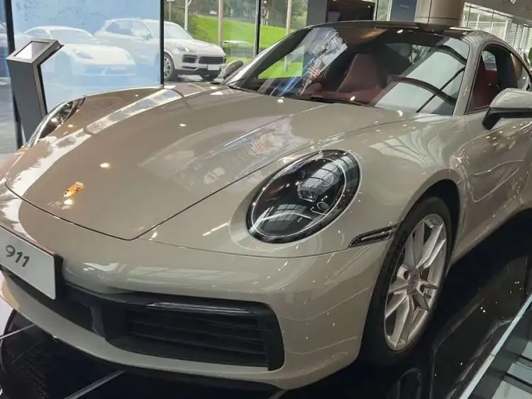 Porsche 911 2023 Carrera 3.0T