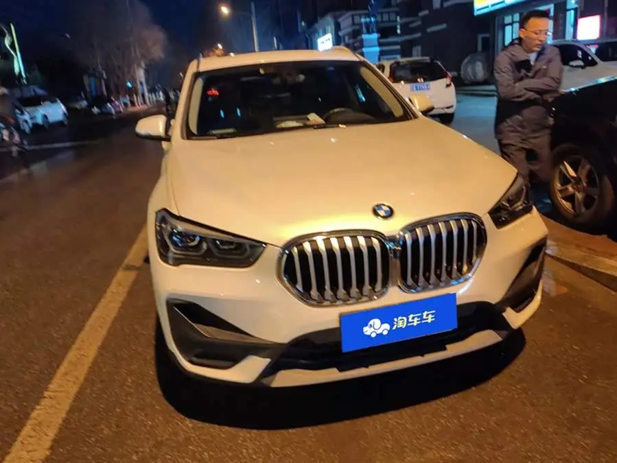 BMW X1 2020 sDrive25Li Leading Edition