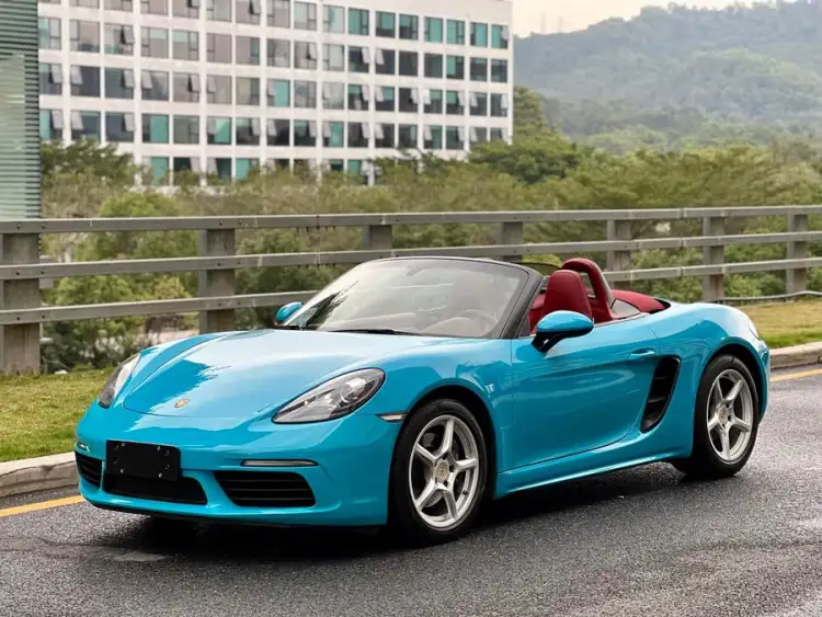 Porsche 718 2020 Model Boxster 2.0T