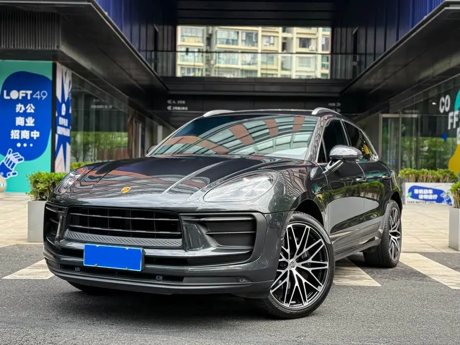 2023 Macan 2.0T