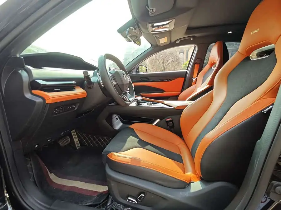 Changan UNI-V 2023 1.5T Sport Version