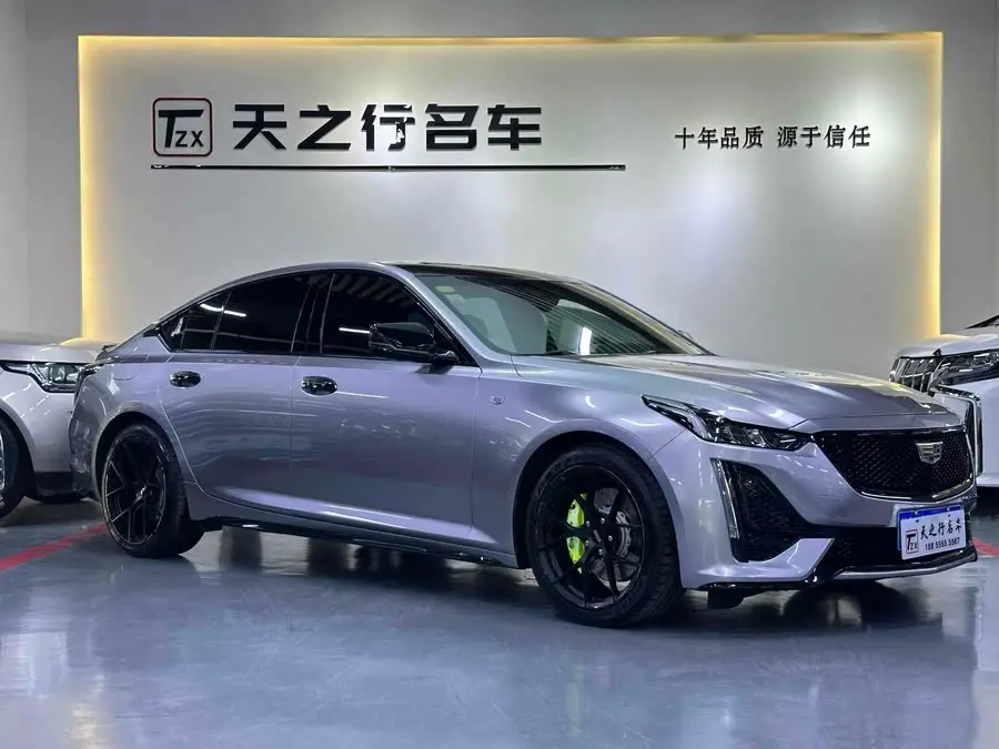 كاديلاك CT5 2021 28T طراز رياضي