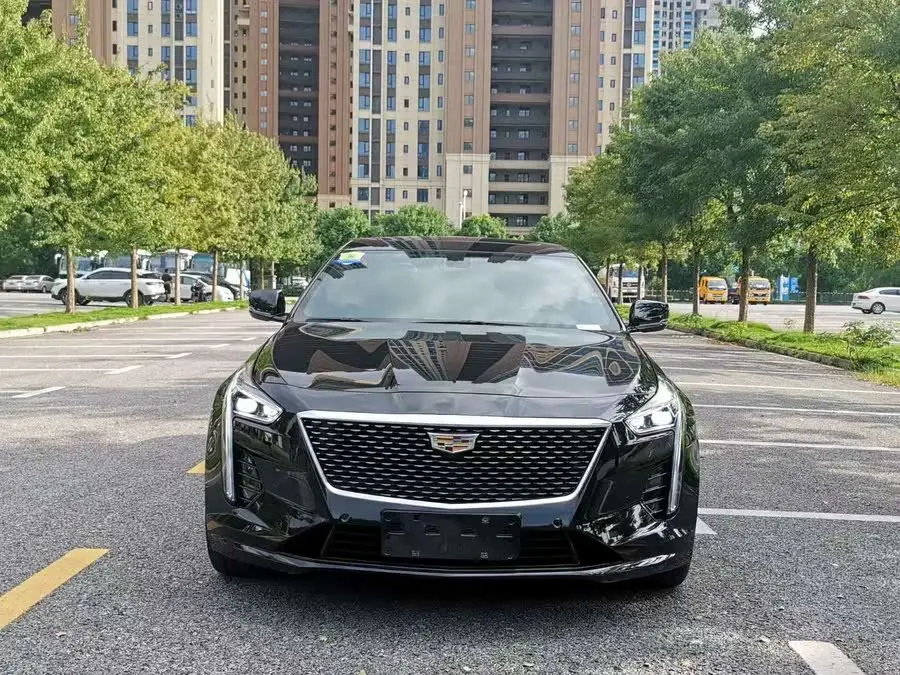 كاديلاك CT6 2021 28T النخبة