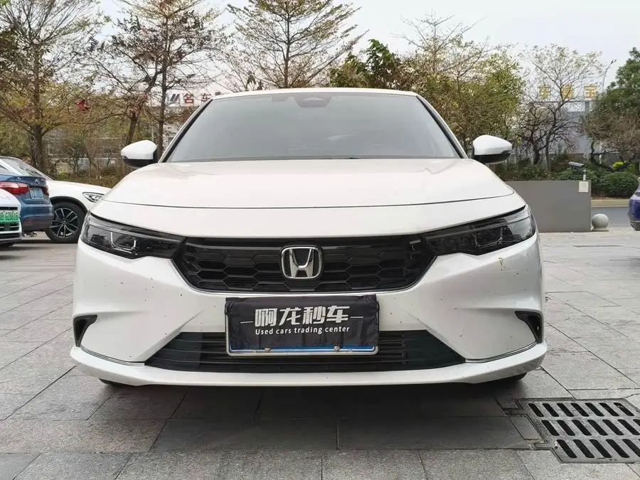 2023 طراز 240 تيربو CVT النسخة الذكية