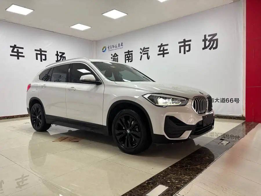 بي إم دبليو X1 2021 الطراز المعاد تصميمه sDrive20Li إصدار الأزياء