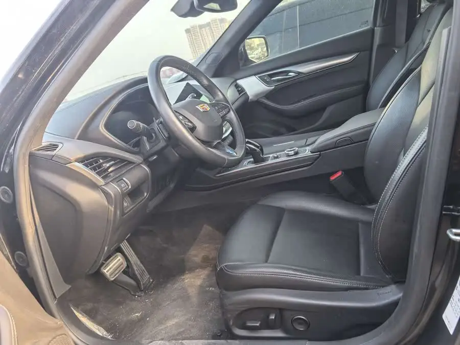 كاديلاك CT5 2023 28T بريميوم