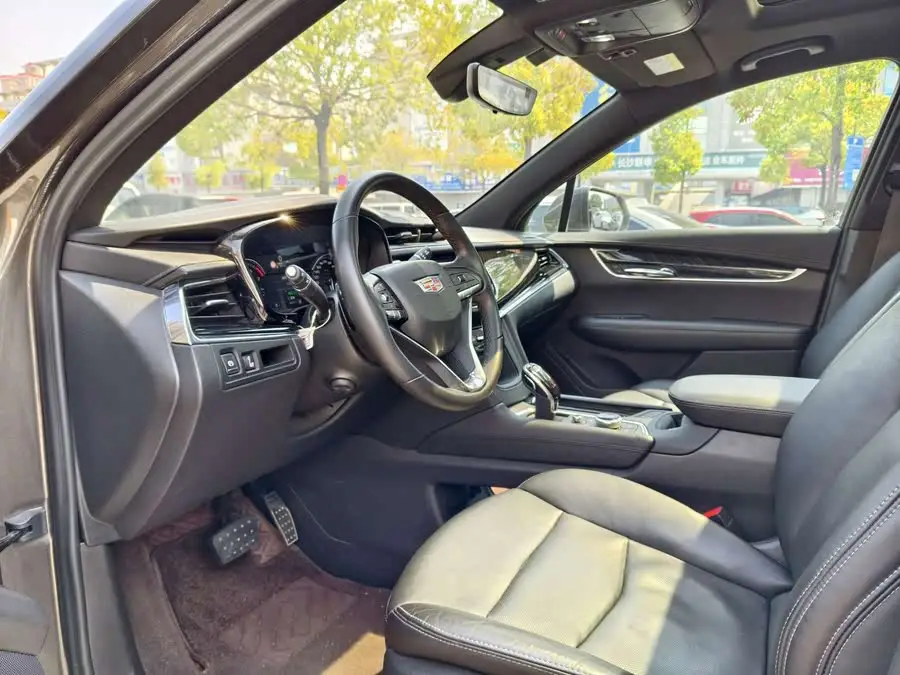 Cadillac XT6 2020 28T Six-Seat AWD Luxury