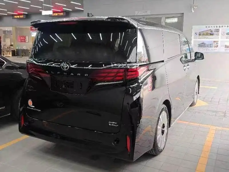 ألفارد 2024 طراز مزدوج المحرك 2.5 لتر إصدار متميز