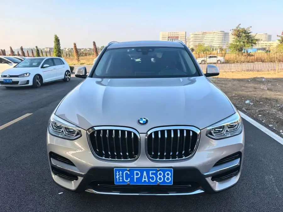 BMW X3 2020 xDrive28i Luxury Package