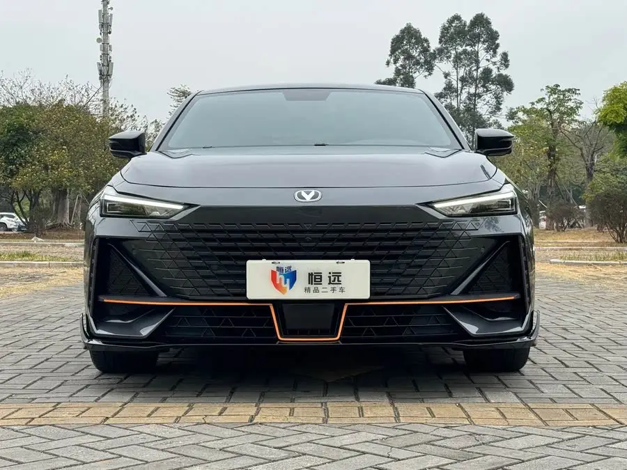 Changan UNI-V 2022 1.5T Sport Version