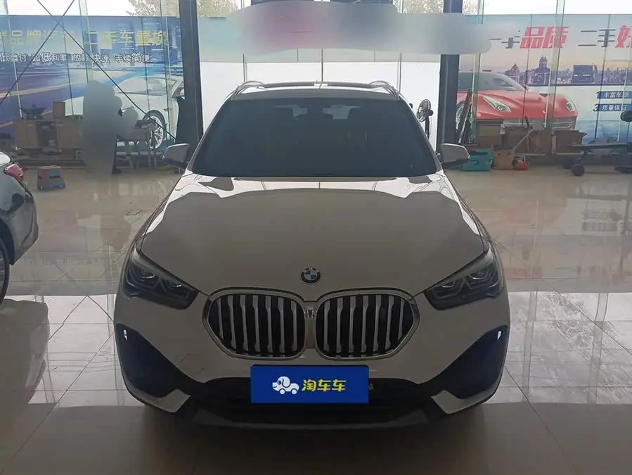 2022 BMW X1 sDrive25Li Leading Edition