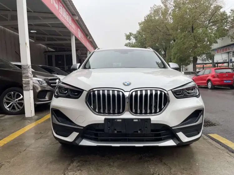 BMW X1 2022 xDrive25Li Luxury