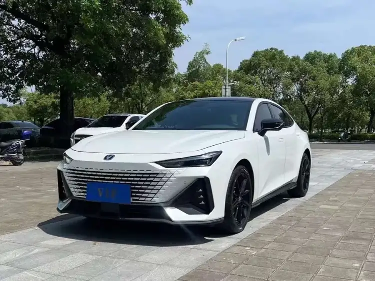 Changan UNI-V 2022 1.5T Premium
