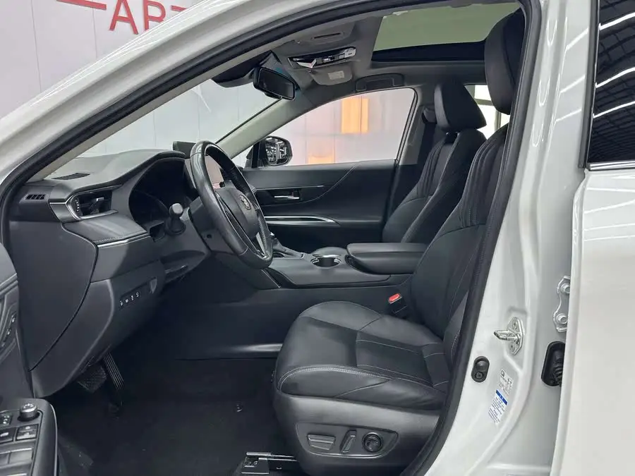 2022 Harrier Double Engine 2.5L CVT AWD Premium Edition